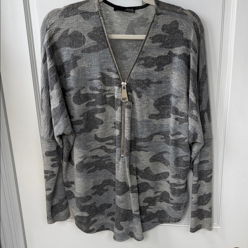 Ariella Zip front lightweight Camo Sweater